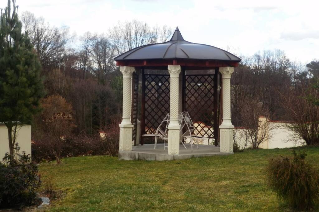 Zamecek Zdiky - Knizeci Apartman Bujanov Luaran gambar