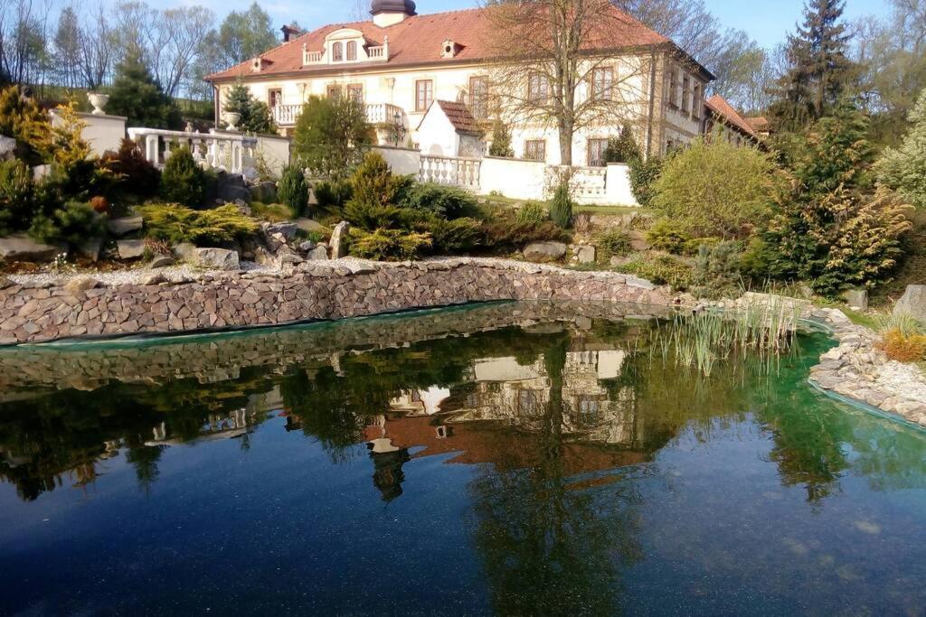Zamecek Zdiky - Knizeci Apartman Bujanov Luaran gambar