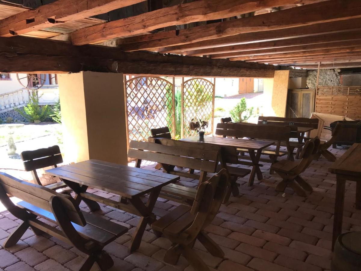 Zamecek Zdiky - Knizeci Apartman Bujanov Luaran gambar